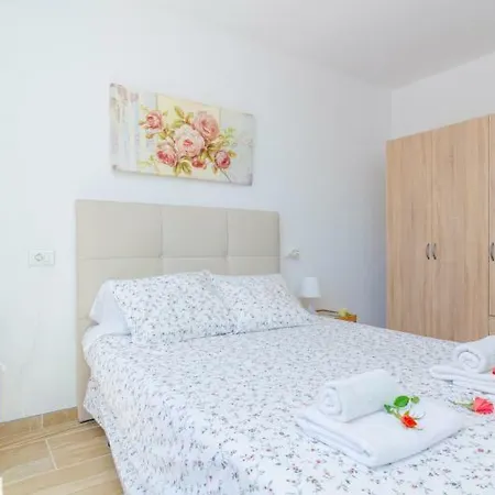 Holiday home Casa Garonda