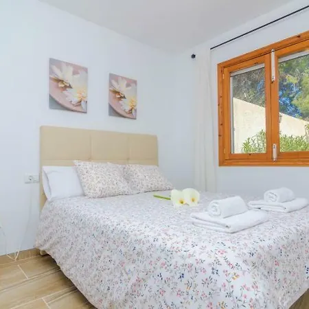 Holiday home Casa Garonda